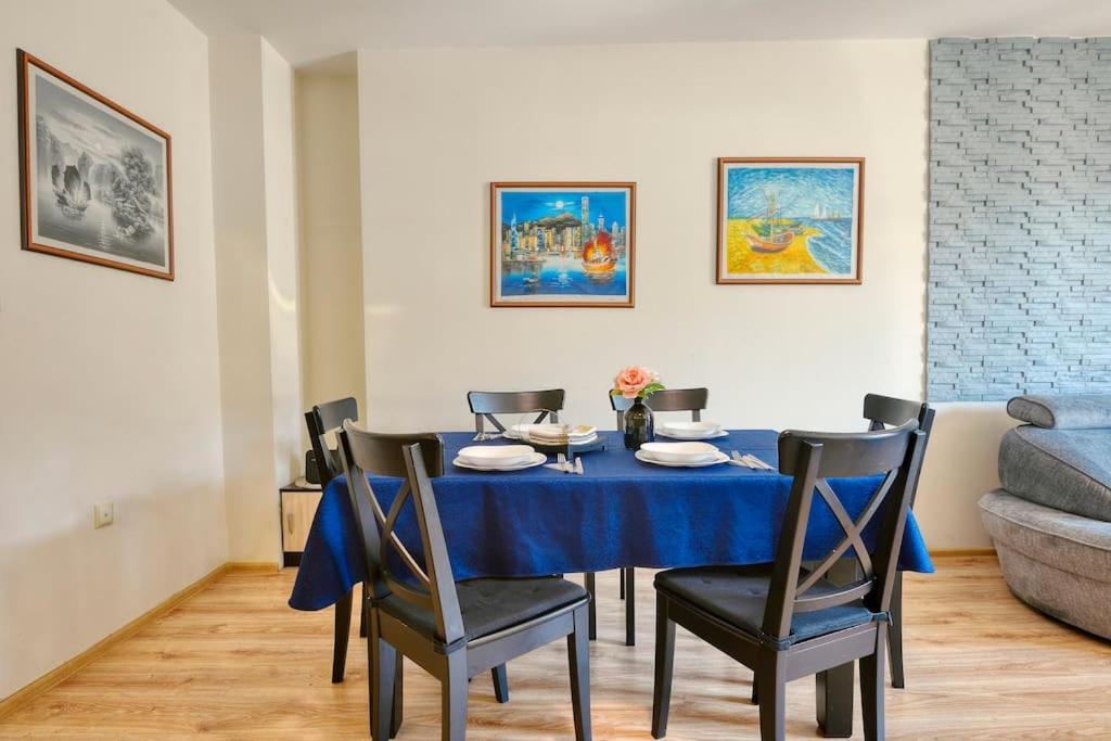 Comfort In Center Varna Exterior foto